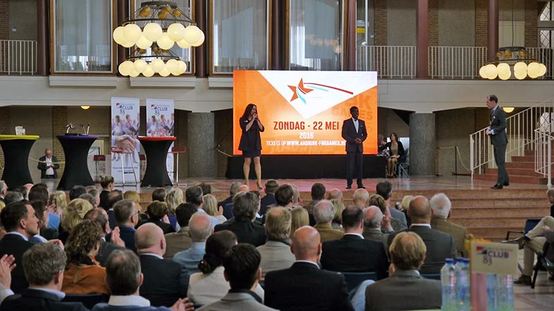 groot scherm met geluid symposium hengelo