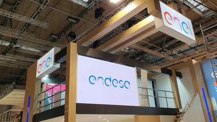led screen eworld essen