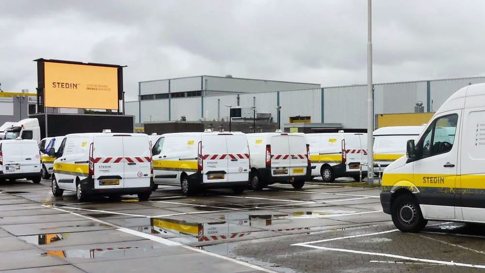 outdoor led scherm drive in bioscoop rotterdam