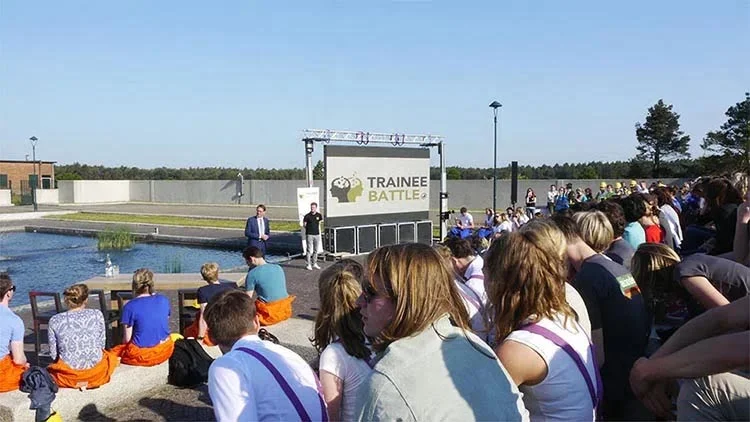 outdoor led wall traineebattle apeldoorn