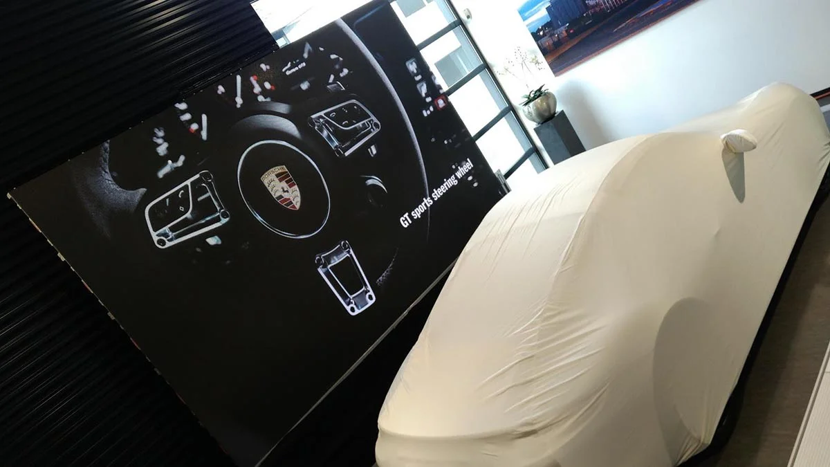 led scherm huren of kopen