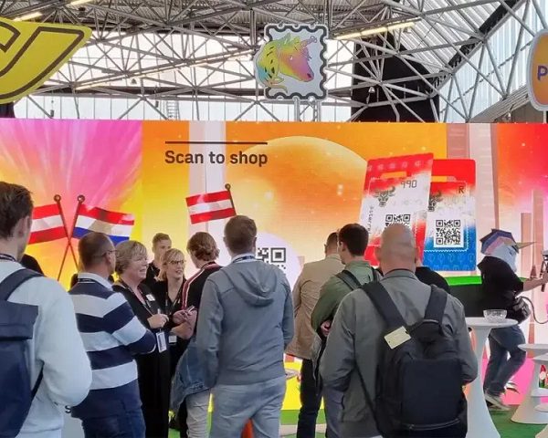 dynamische beurs wand 6 x 3 meter stand alone